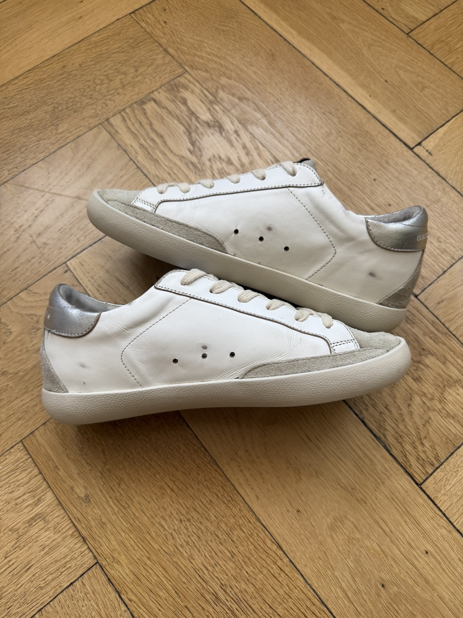 Golden Goose Superstar