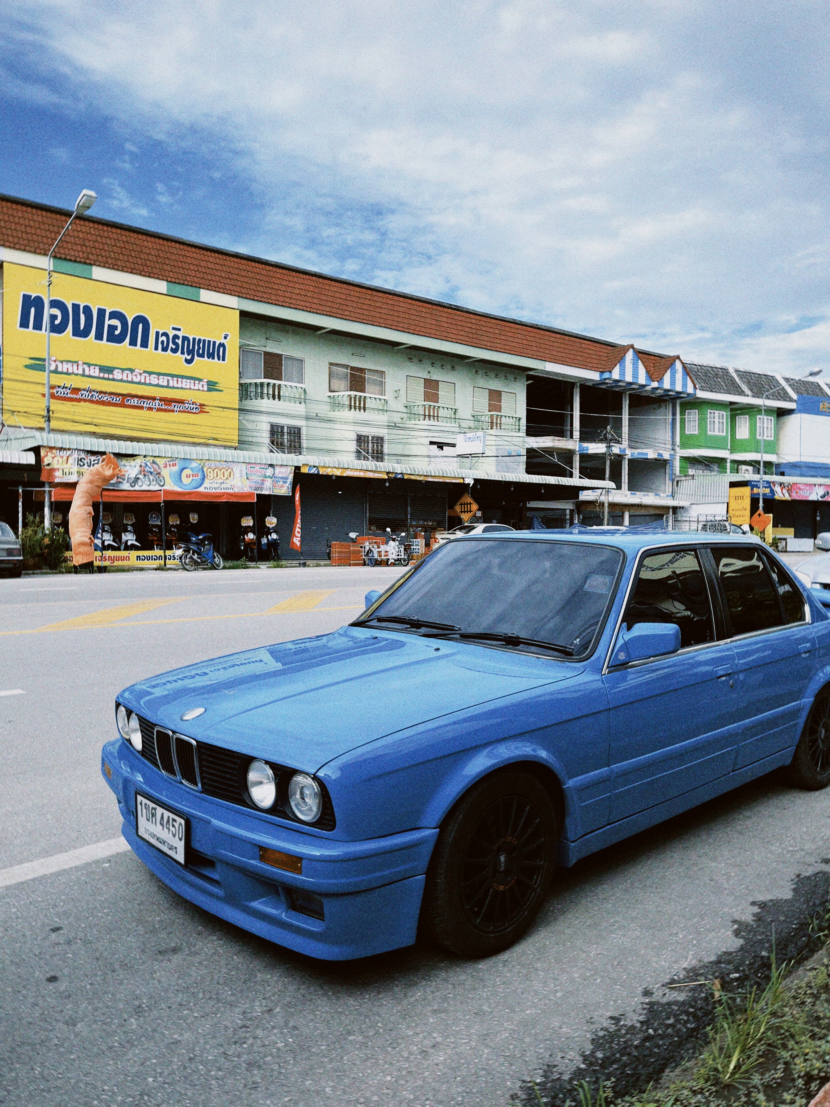 BMW E30