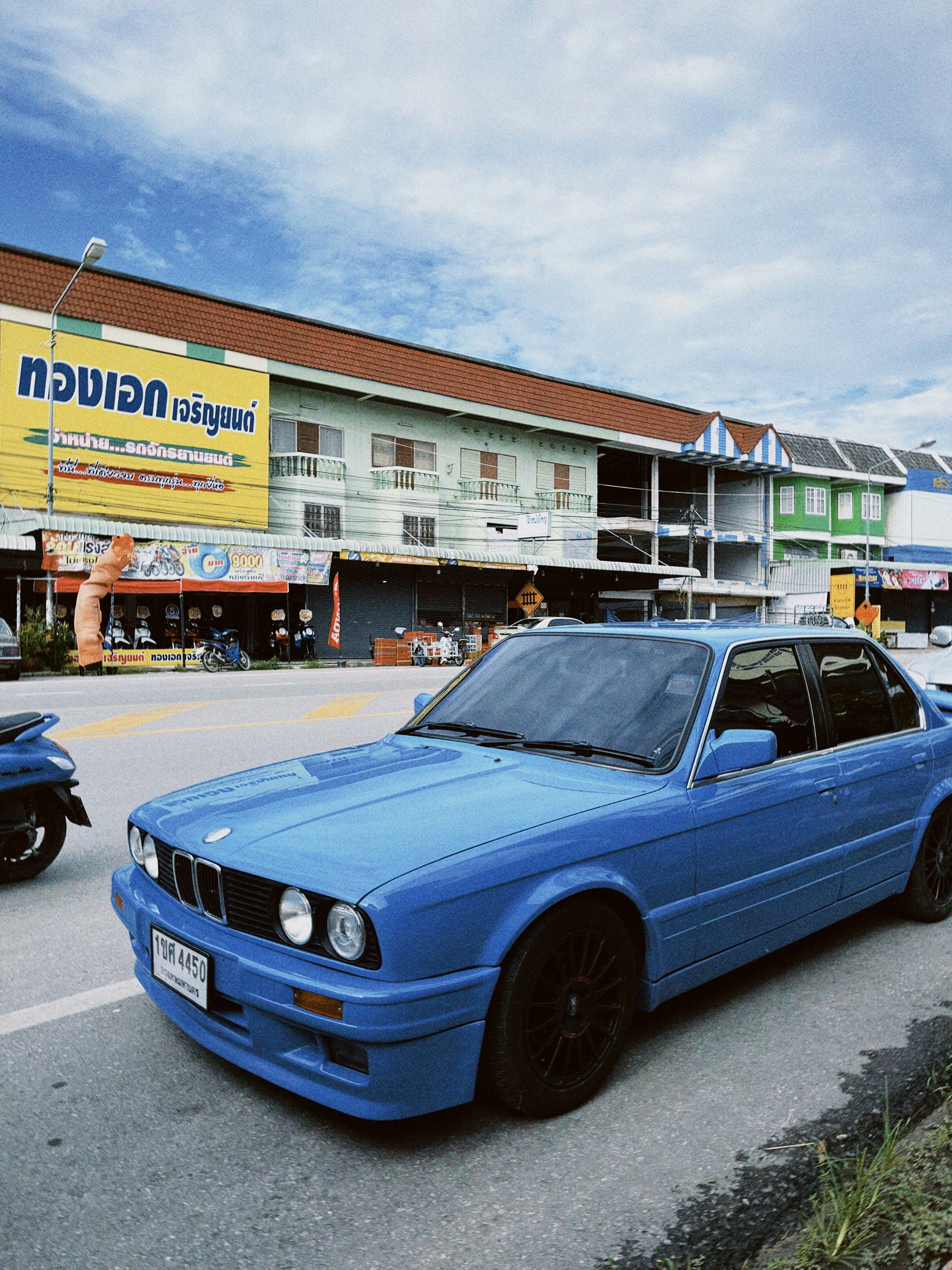 BMW E30